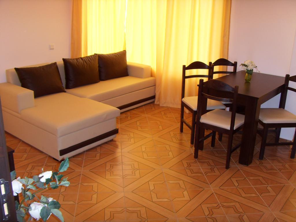 Saint Elena Apartcomplex 阳光海滩 外观 照片