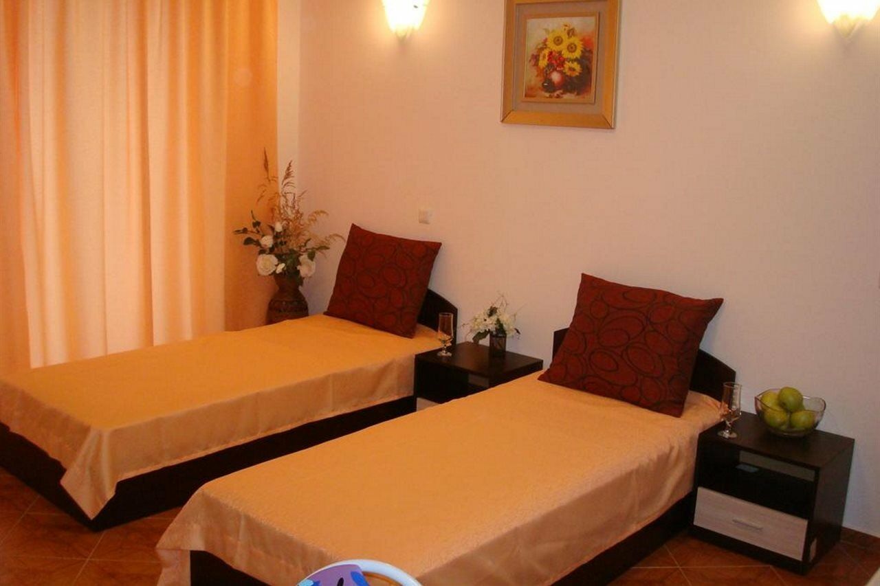 Saint Elena Apartcomplex 阳光海滩 外观 照片