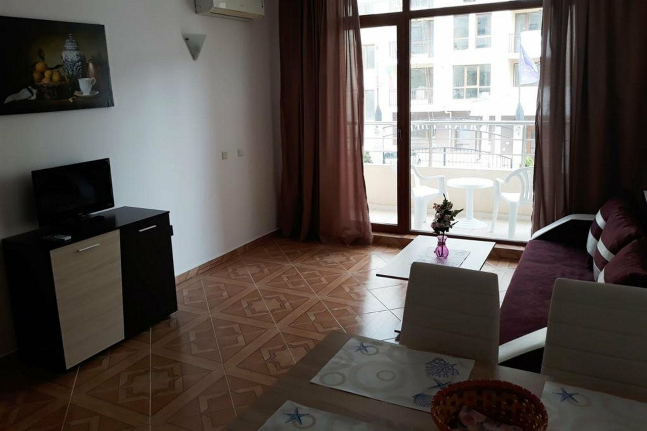 Saint Elena Apartcomplex 阳光海滩 外观 照片
